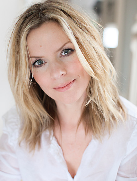 GLOW PRO . . . WITH CAROLINE BARNES